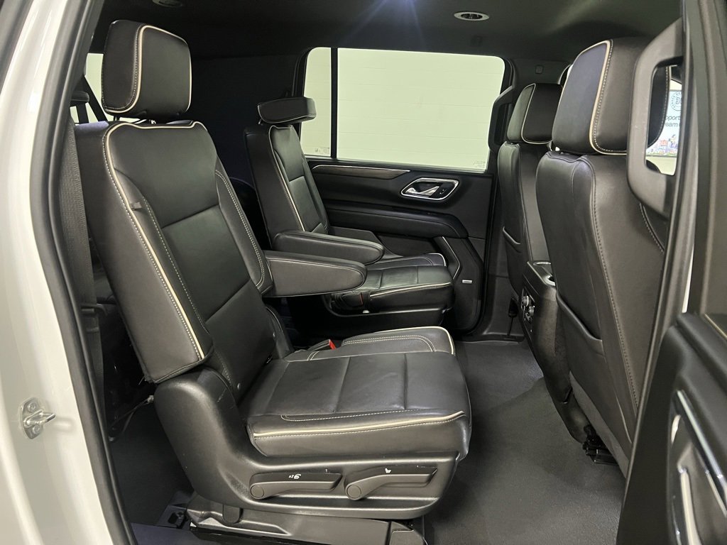 Used 2023 Chevrolet Suburban Premier image 55