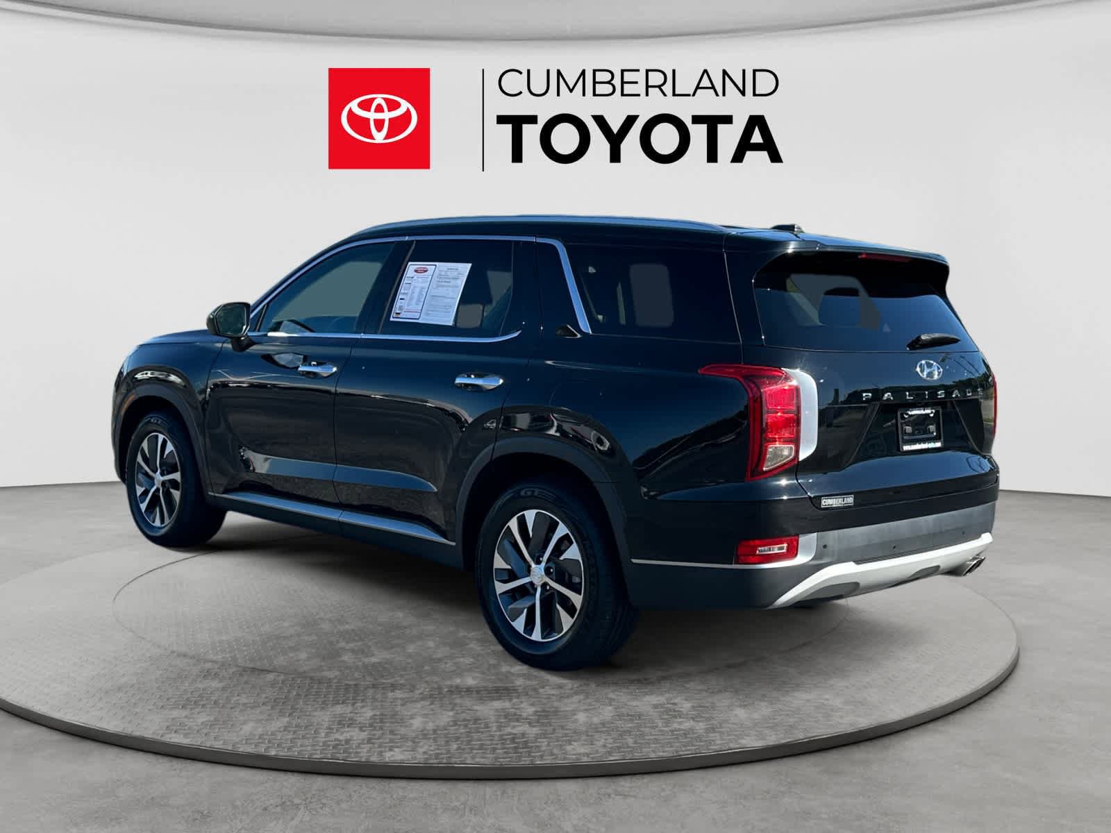 Used 2022 Hyundai Palisade SEL FWD image 3