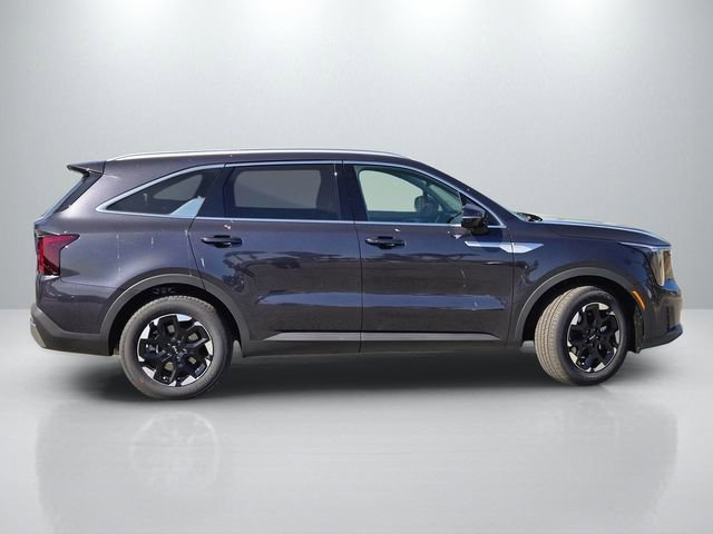 New 2026 Kia Sorento S image 4