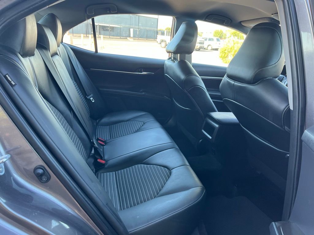 Used 2023 Toyota Camry SE image 15