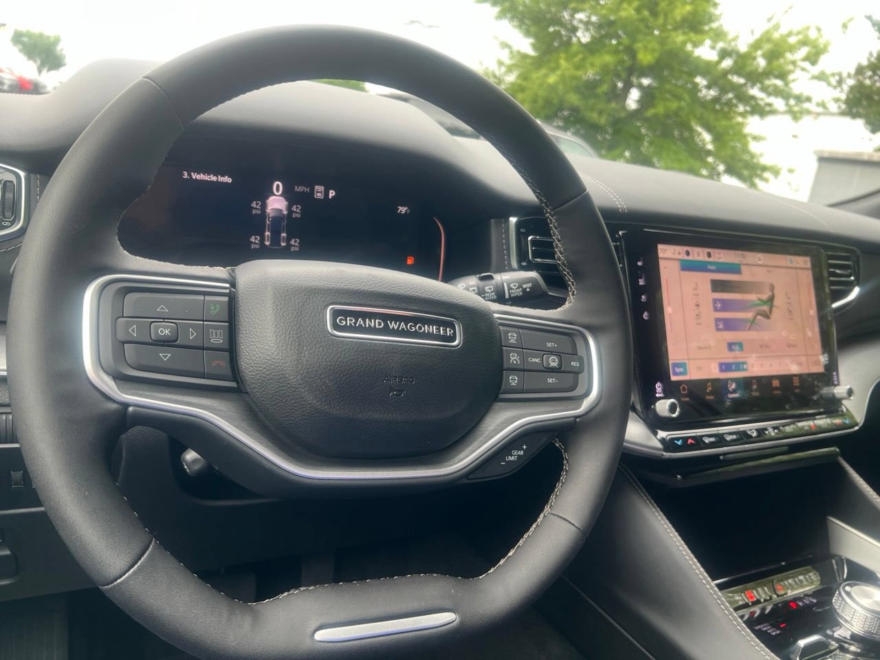 New 2026 Jeep Grand Wagoneer Limited AWD/4WD image 25