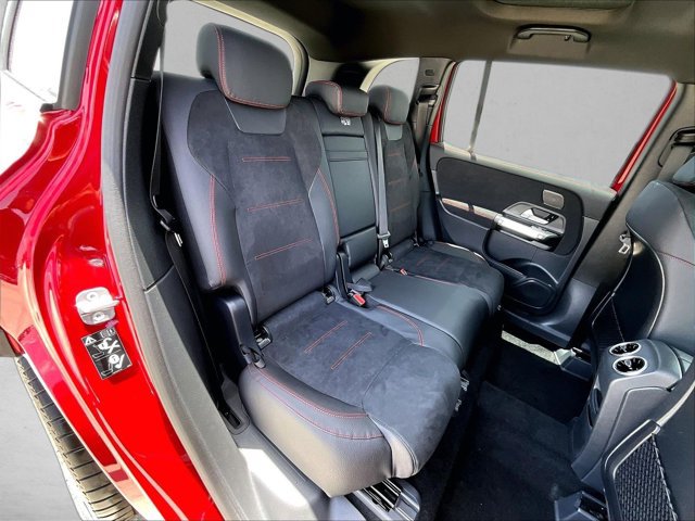 New 2026 Mercedes-Benz GLB 250 image 29