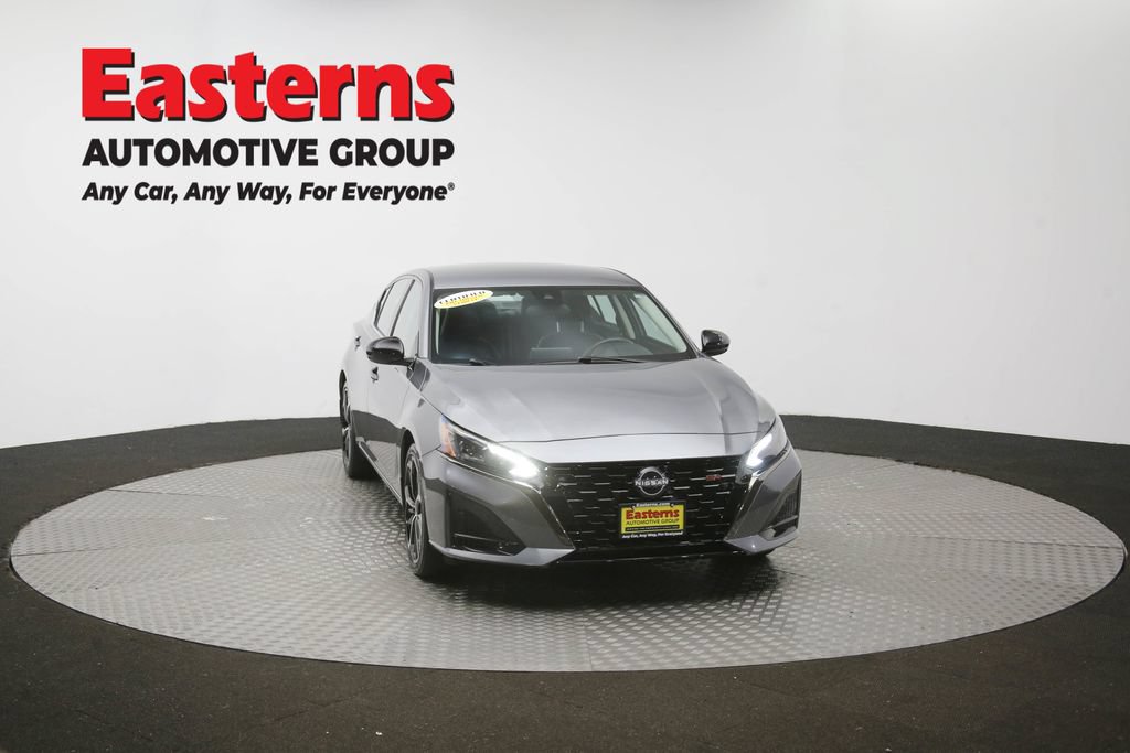 Used 2023 Nissan Altima 2.5 SR FWD image 50
