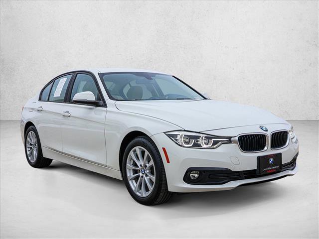 Used 2018 BMW 320i xDrive Sedan image 3
