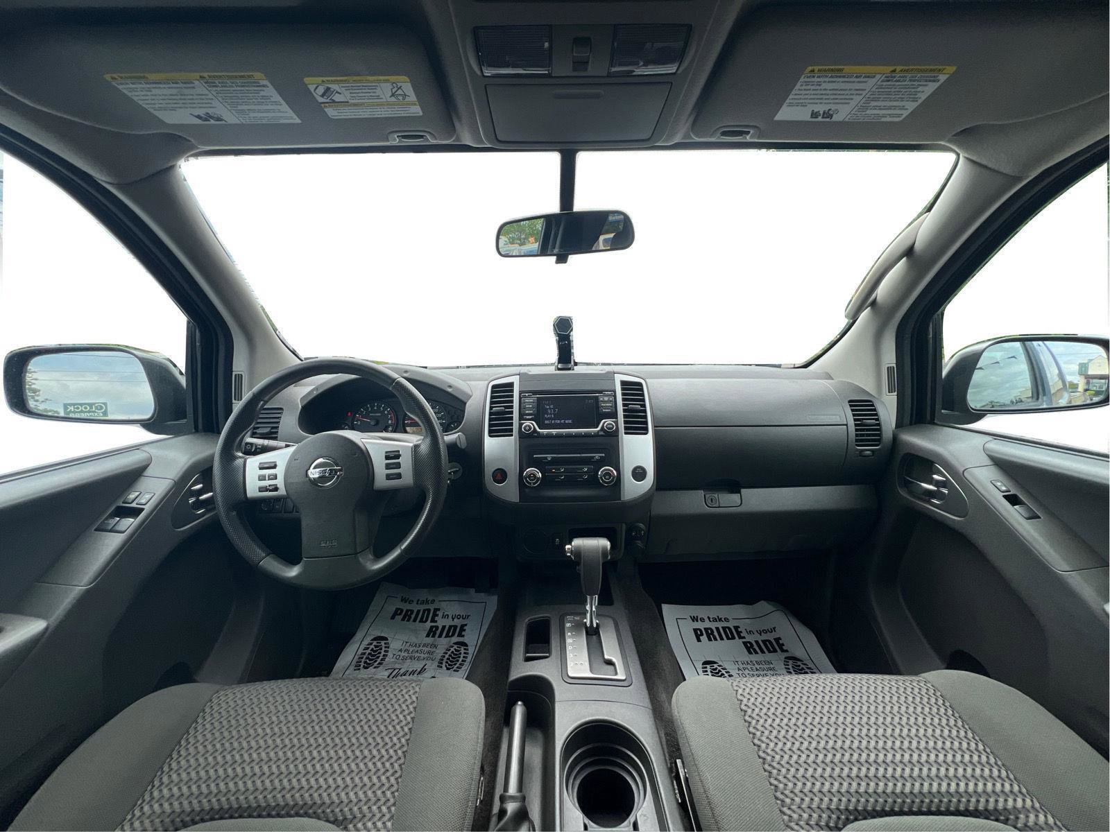 Used 2018 Nissan Frontier SV RWD image 8