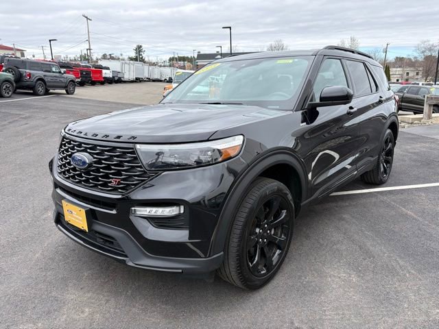 Used 2023 Ford Explorer ST-Line w/ Class IV Trailer Tow Package image 7
