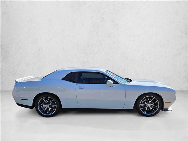 Used 2022 Dodge Challenger GT image 5