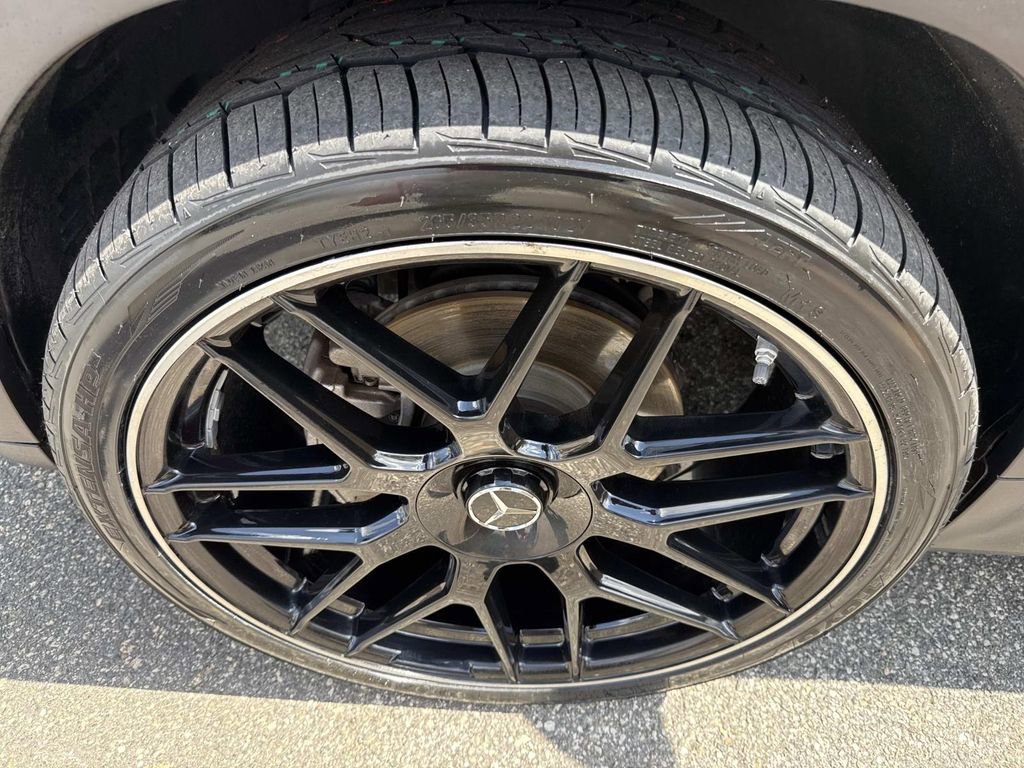 Used 2022 Mercedes-Benz GLB 250 image 12