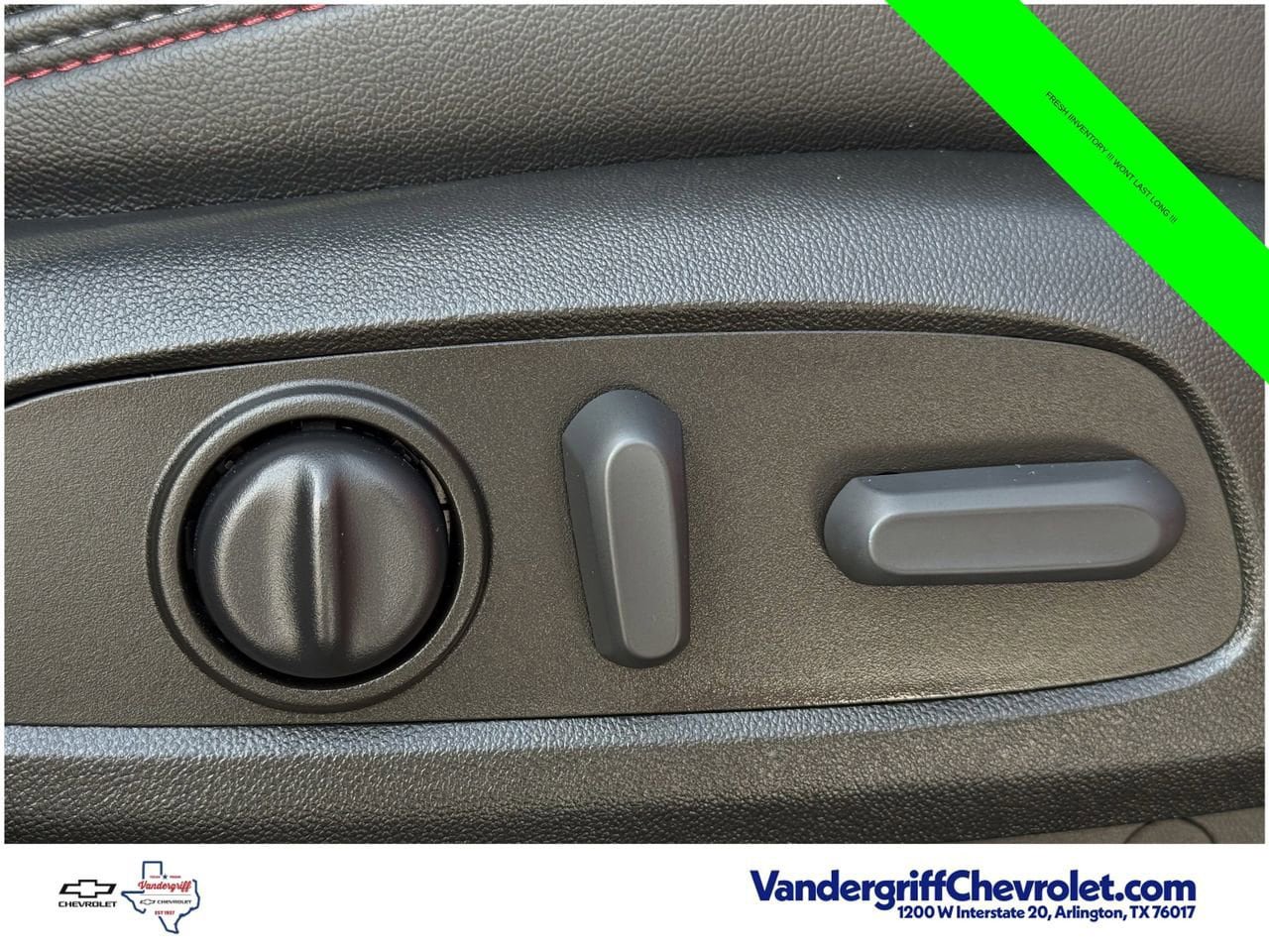 Used 2022 Chevrolet Traverse RS FWD image 22