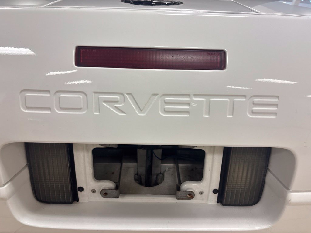 Used 1994 Chevrolet Corvette Convertible RWD image 7