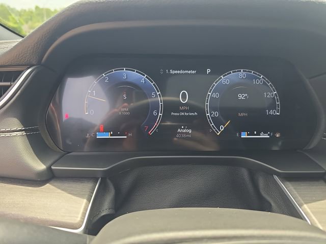 Certified 2025 Jeep Grand Cherokee Limited w/ Luxury Tech Group II image 34