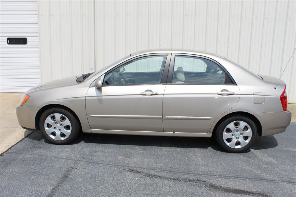Used 2006 Kia Spectra EX image 5