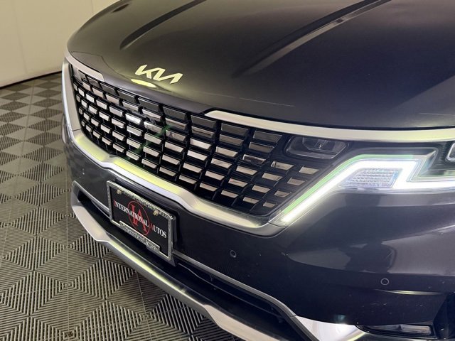 Used 2022 Kia Carnival SX image 11