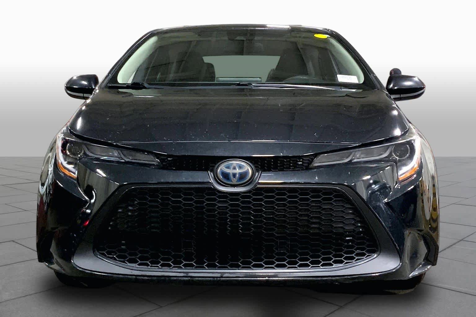 Used 2020 Toyota Corolla LE FWD image 4