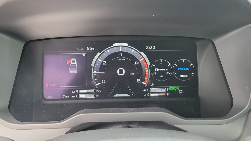 New 2026 Toyota Tundra Platinum AWD/4WD image 22