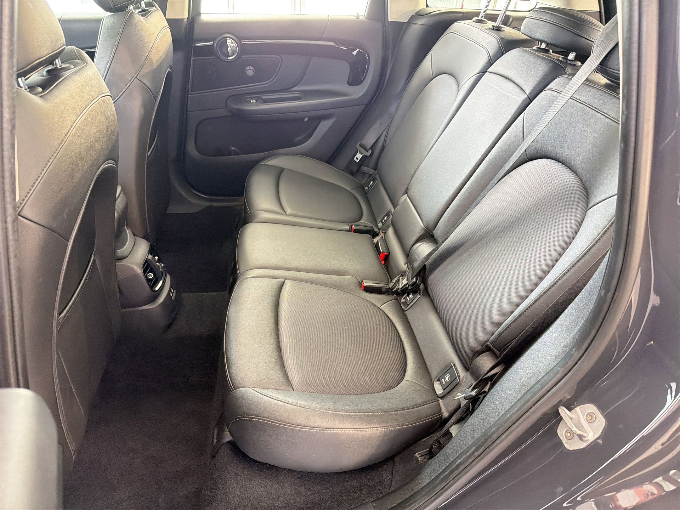 Used 2020 MINI Cooper Countryman S w/ Storage Package FWD image 15