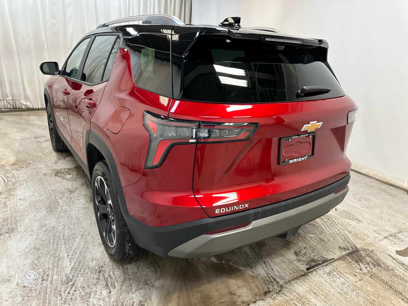 Certified 2025 Chevrolet Equinox LT w/ Convenience Package II image 2