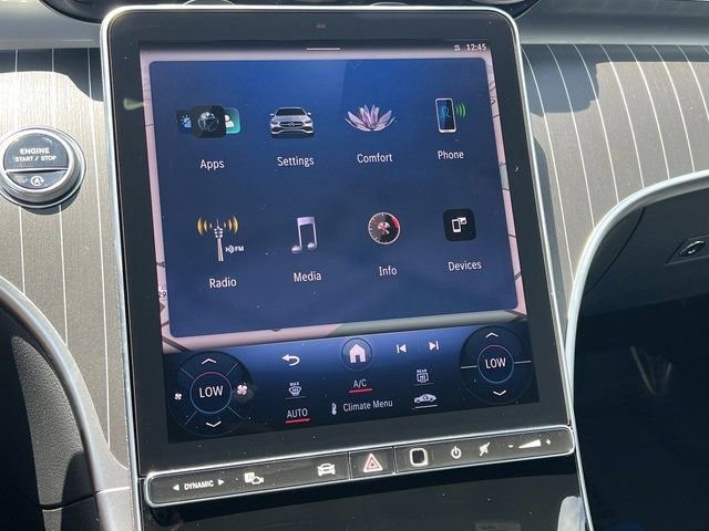 Used 2024 Mercedes-Benz C 300 Sedan image 27