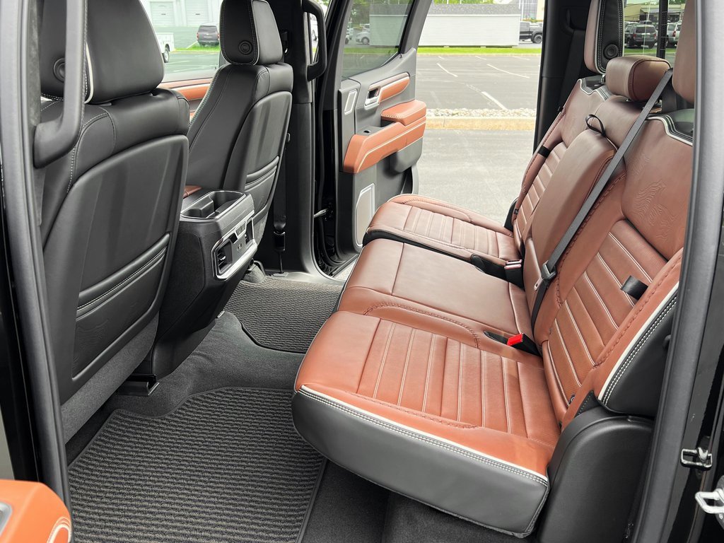 Used 2025 GMC Sierra 1500 Denali Ultimate image 22