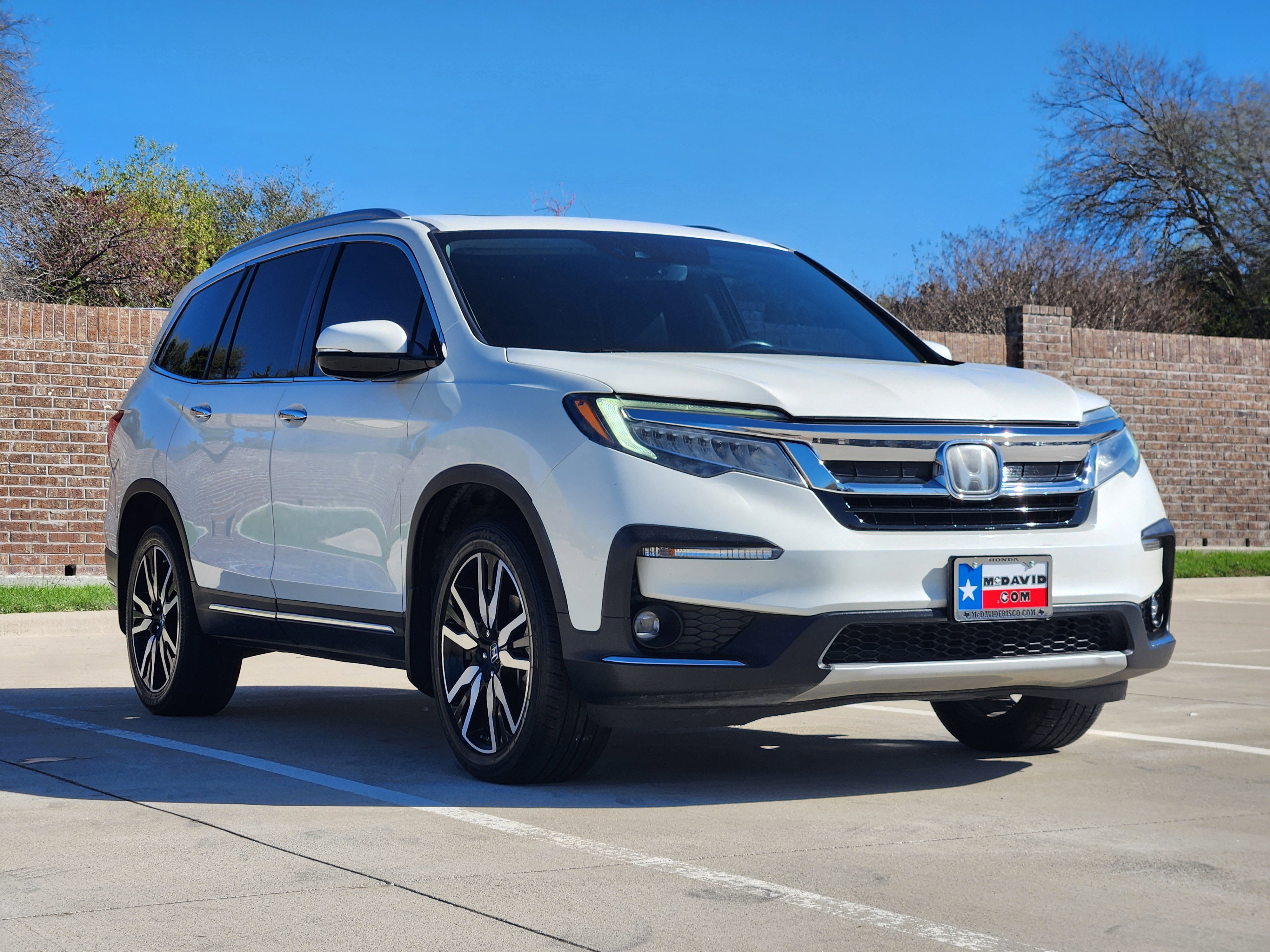Used 2019 Honda Pilot Elite image 4