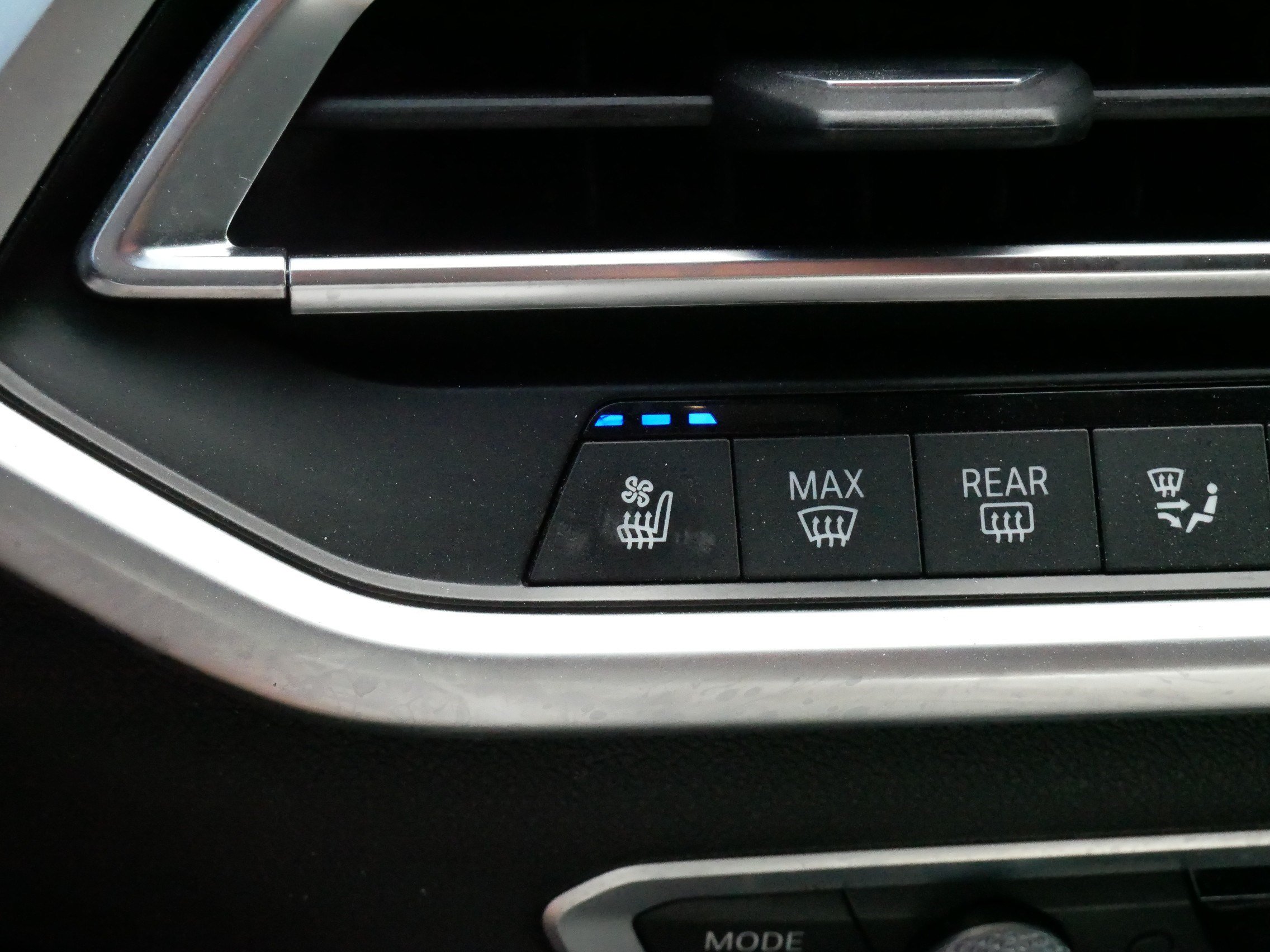 Used 2022 BMW X5 M50i w/ Executive Package AWD/4WD image 31