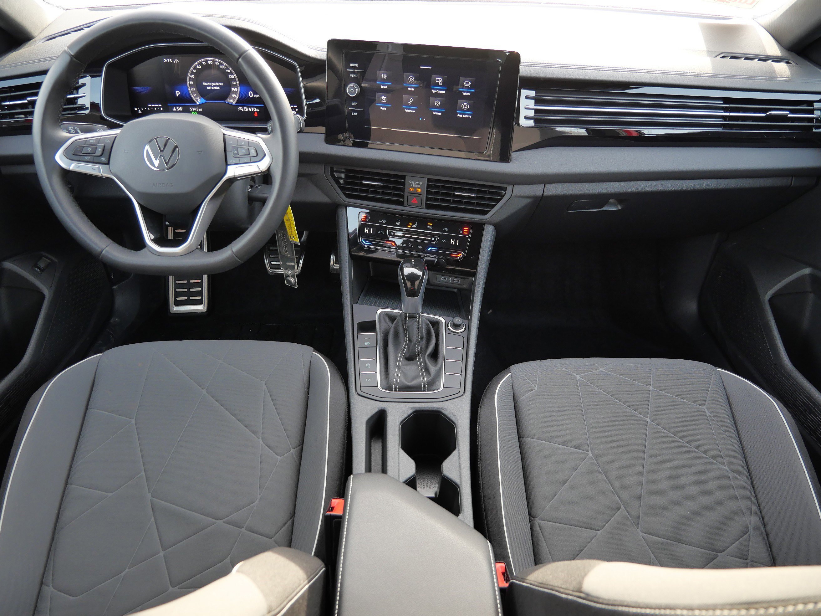 Certified 2025 Volkswagen Jetta Sport image 10