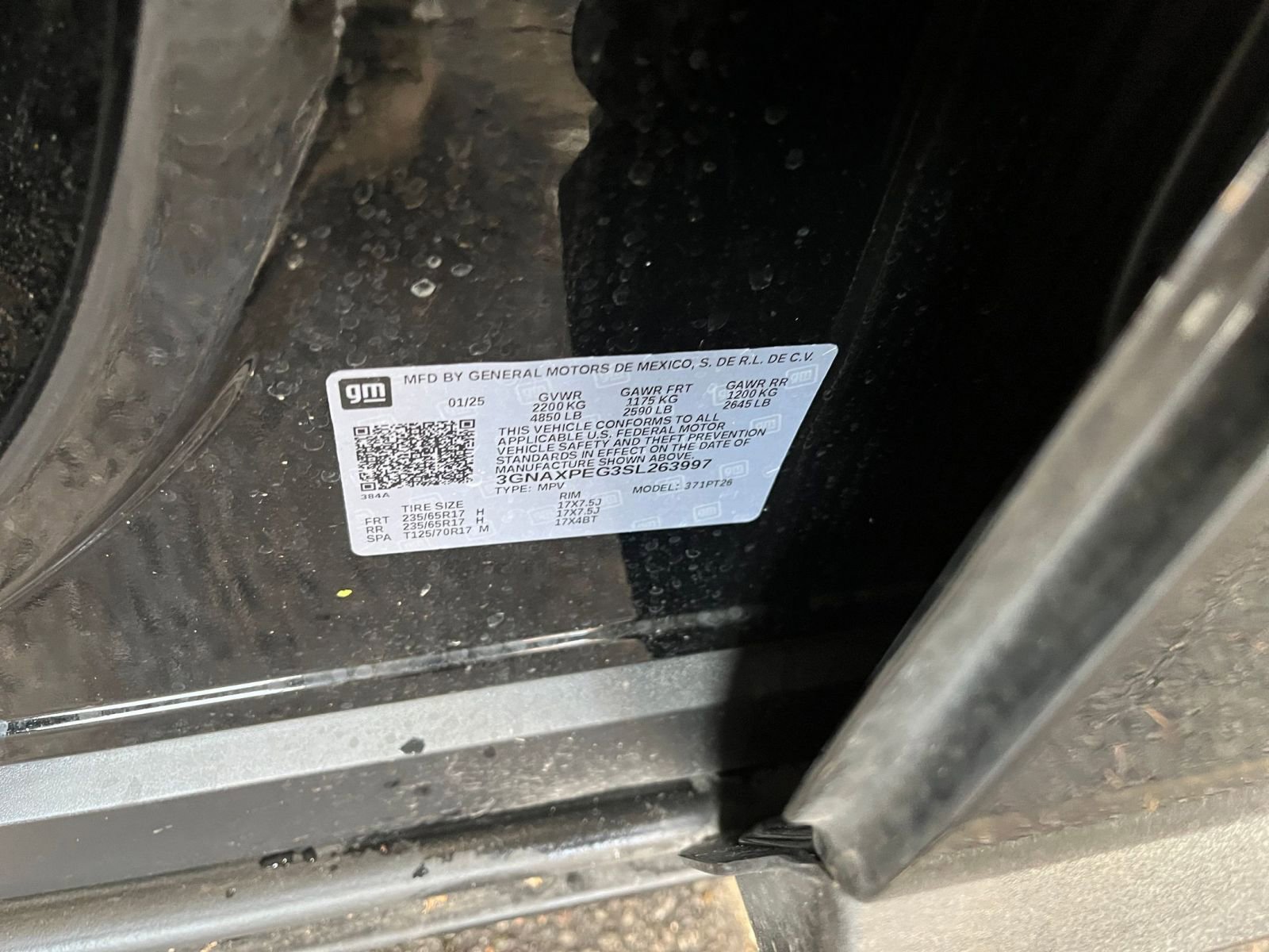 Used 2025 Chevrolet Equinox LT image 29