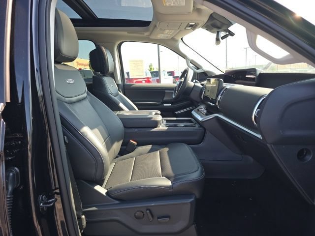 New 2026 Ford Expedition Max Platinum w/ Driver's Package AWD/4WD image 19
