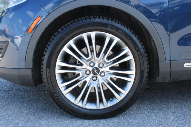 Used 2017 Lincoln MKX Reserve w/ Lincoln MKX Climate Package AWD/4WD image 35