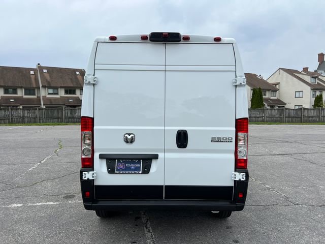 Used 2026 RAM ProMaster 2500 w/ Convenience Group FWD image 9