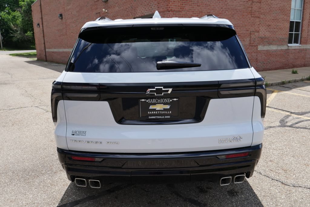 New 2026 Chevrolet Traverse High Country w/ LPO, Floor Liner Package AWD/4WD image 7