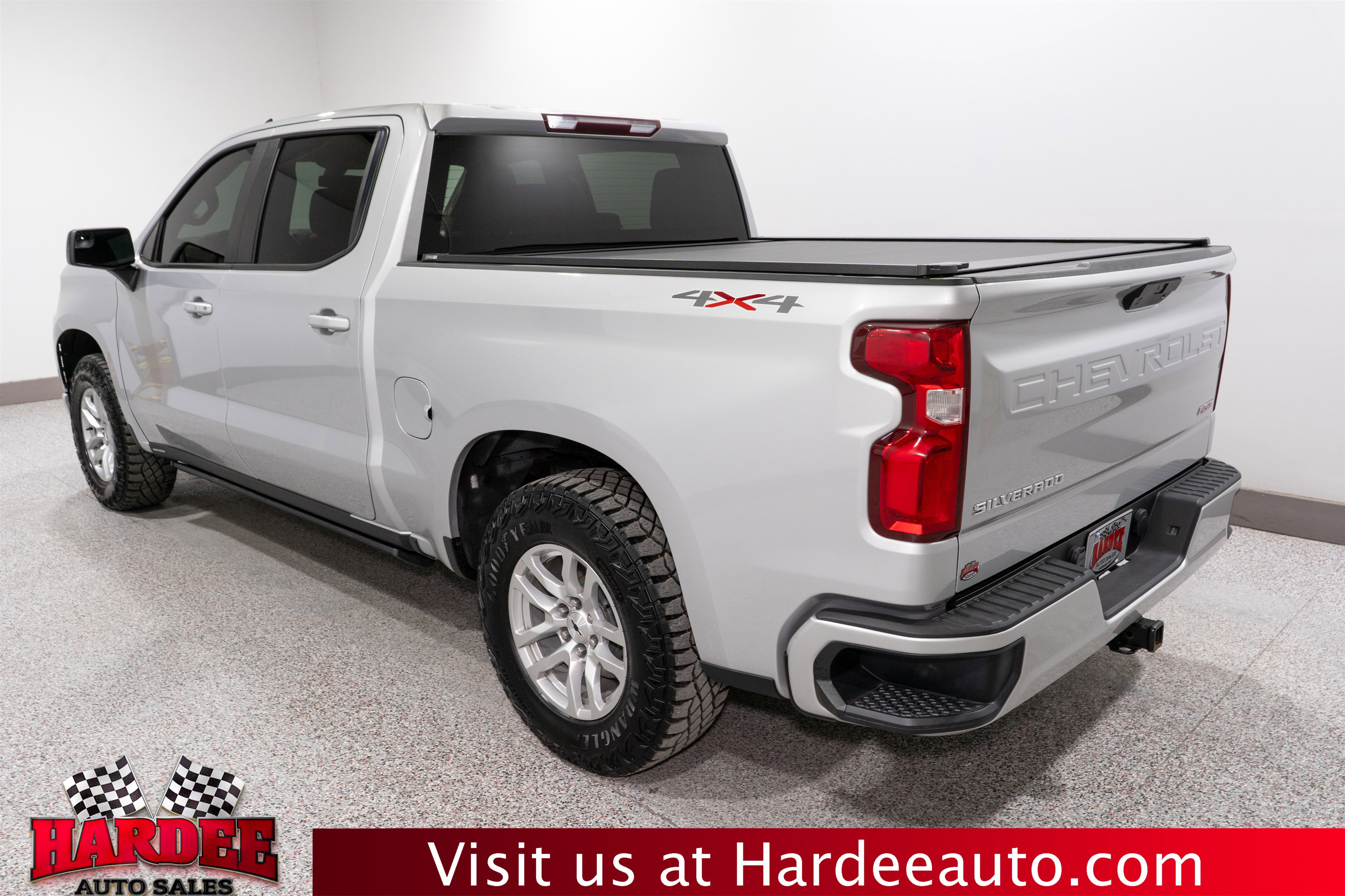 Used 2021 Chevrolet Silverado 1500 RST image 3