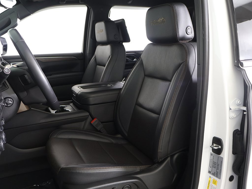 Used 2024 Chevrolet Tahoe High Country w/ Advanced Technology Package image 30