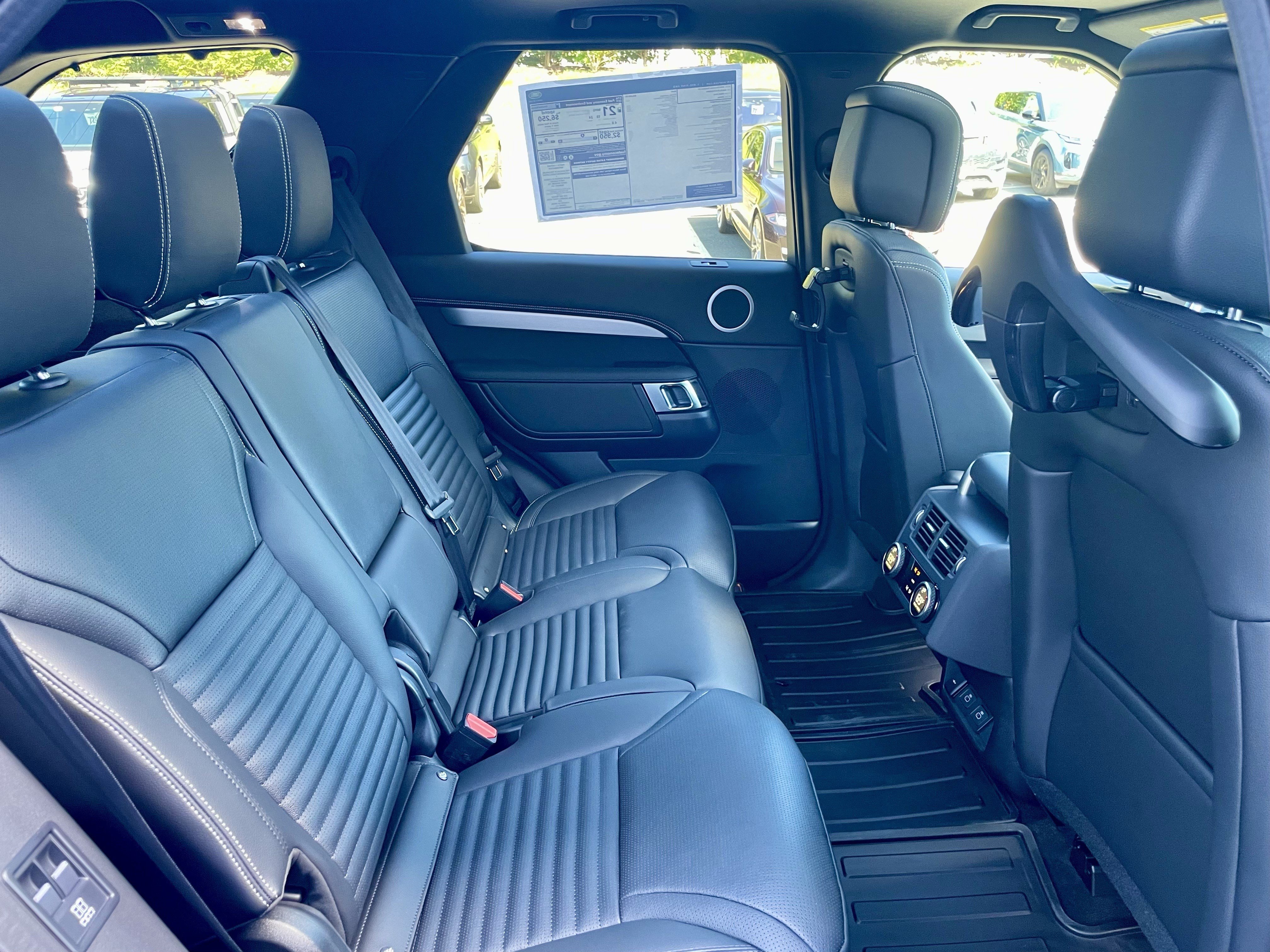 New 2026 Land Rover Discovery Dynamic SE AWD/4WD image 31