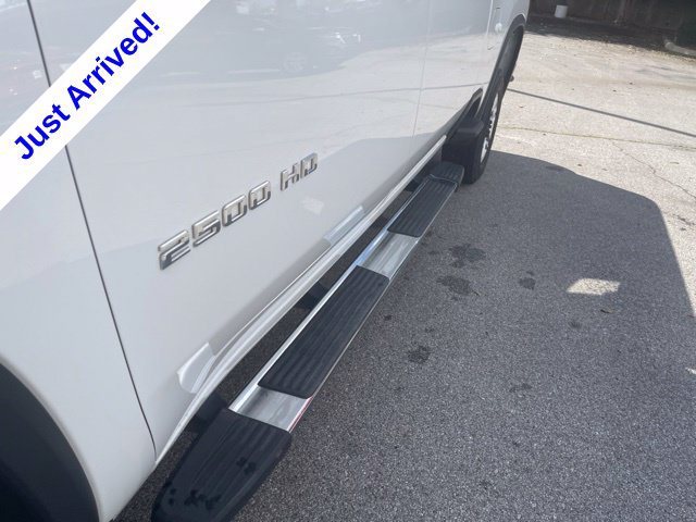 Used 2025 Chevrolet Silverado 2500 LT w/ Convenience Package AWD/4WD image 14