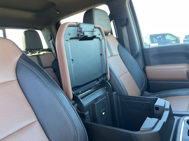 Used 2022 Chevrolet Silverado 2500 High Country w/ Safety Package II image 43