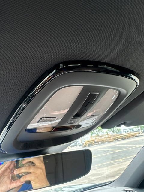 Used 2023 Volvo XC60 B5 Plus AWD/4WD image 20