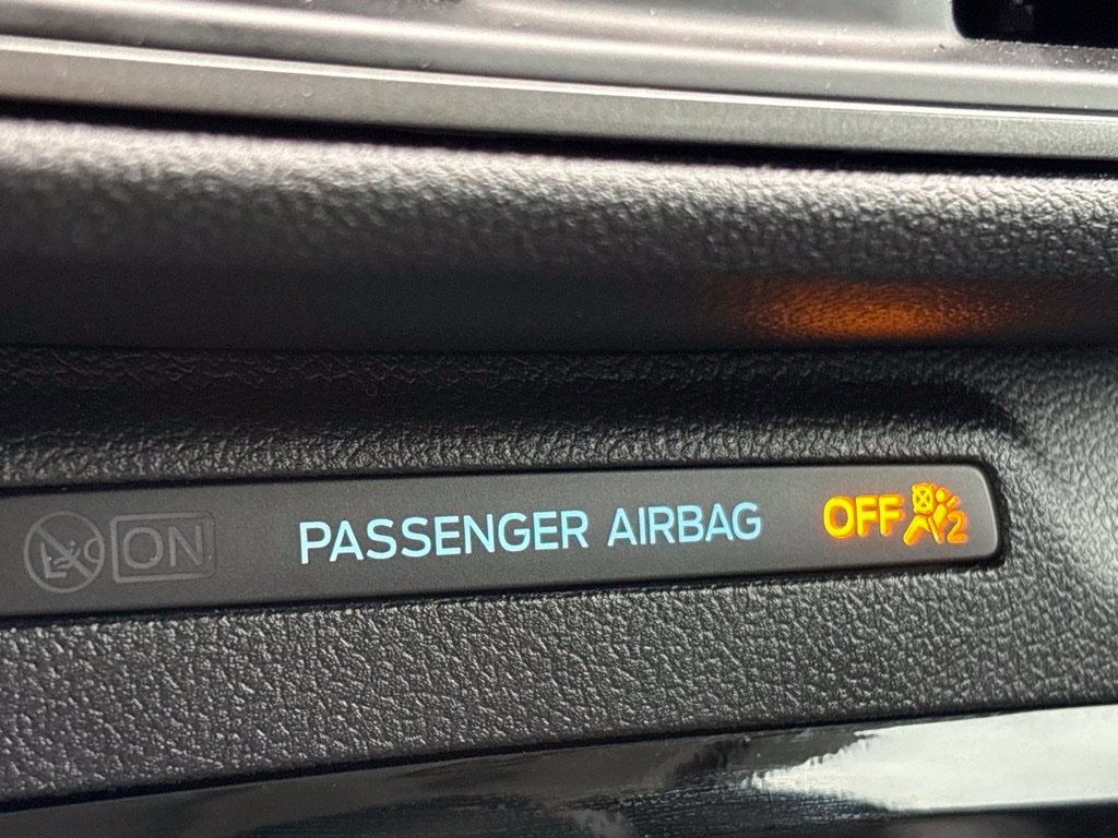 Used 2025 Ford Escape SE FWD image 32