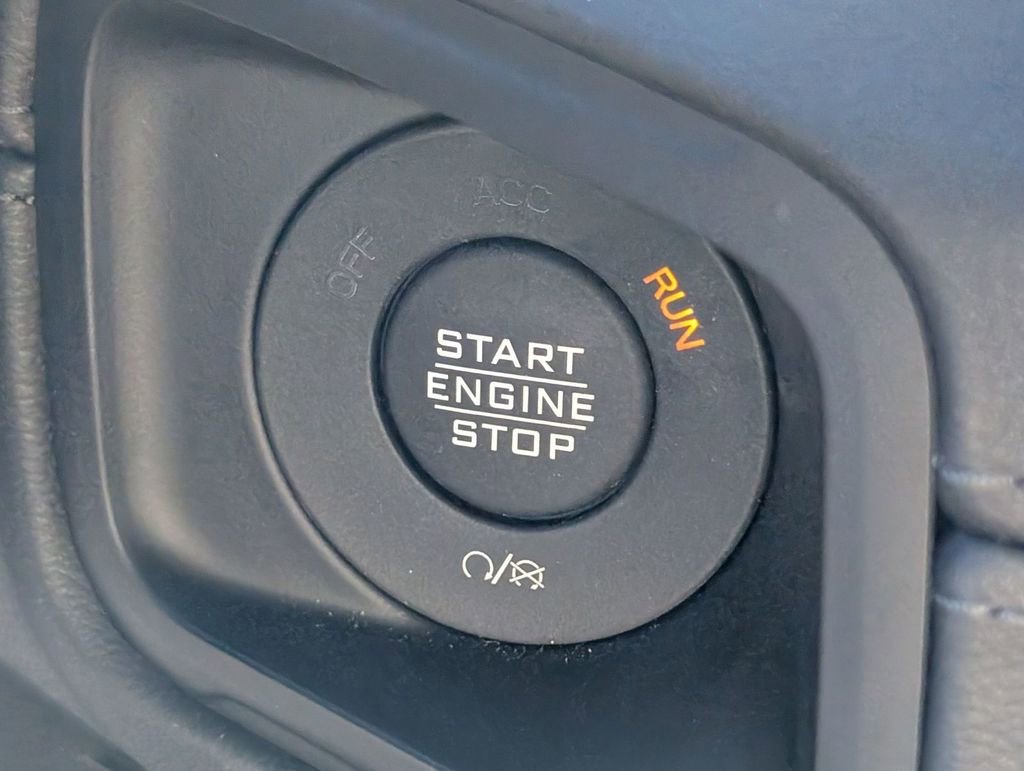 Used 2024 Jeep Wrangler Unlimited Sahara image 37