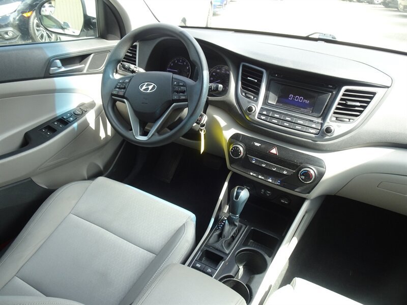 Used 2016 Hyundai Tucson SE w/ Option Group 02 AWD/4WD image 11