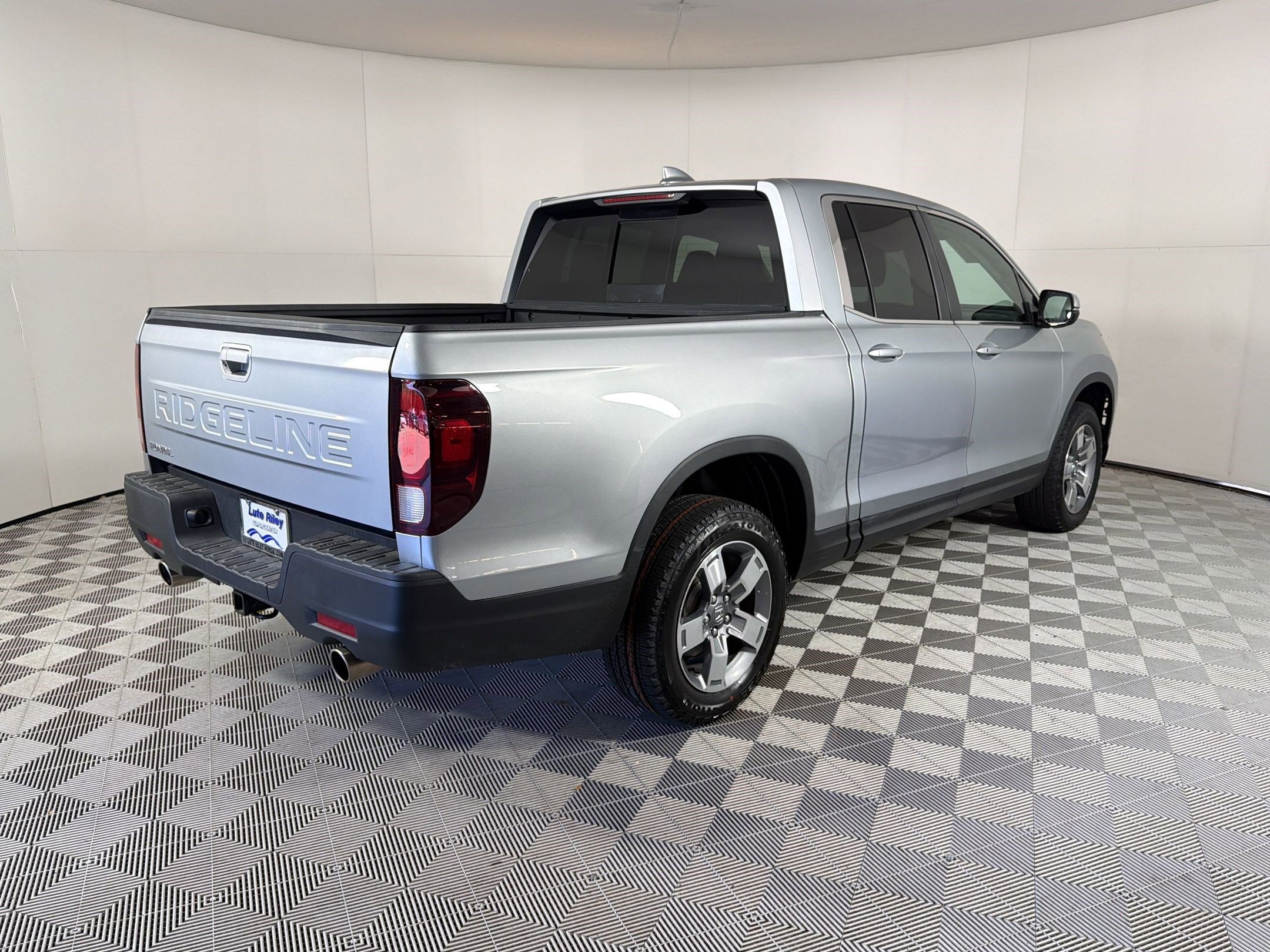 Certified 2025 Honda Ridgeline RTL image 9