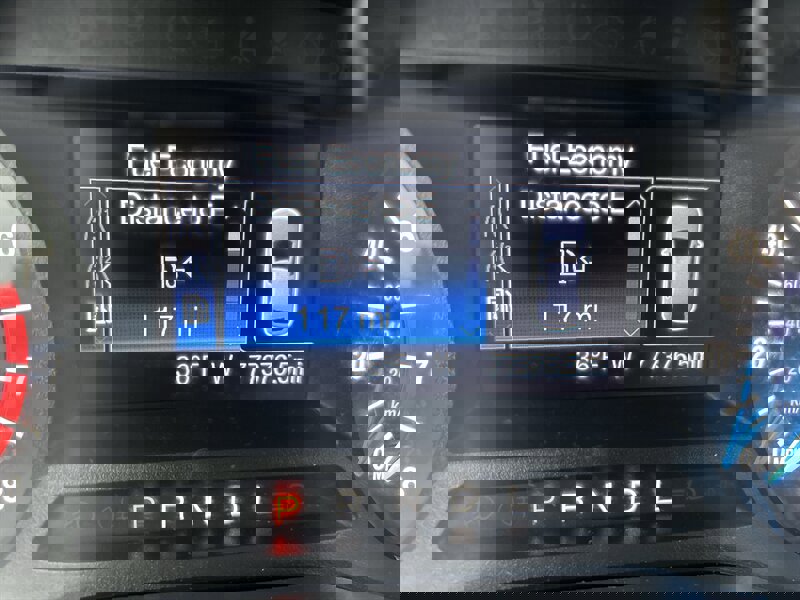 Used 2017 Ford Fusion SE image 15