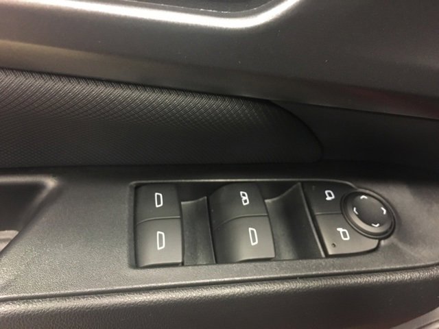 Used 2024 Chevrolet Equinox EV RS image 36