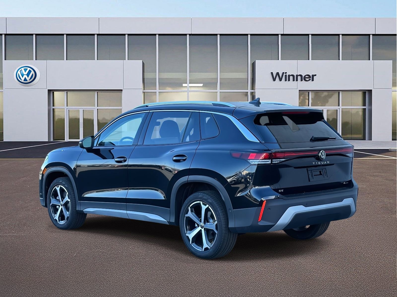 New 2026 Volkswagen Tiguan SE image 3