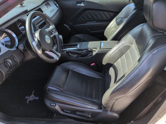 Used 2010 Ford Mustang GT RWD image 14