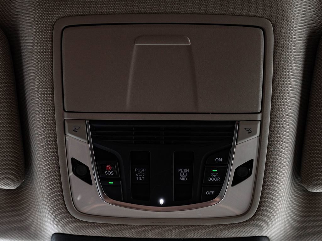 Certified 2026 Acura MDX w/ Technology Package image 40