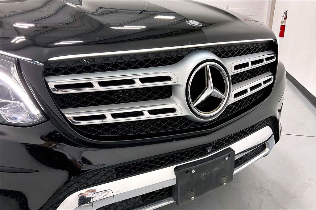 Used 2017 Mercedes-Benz GLS 450 4MATIC image 38