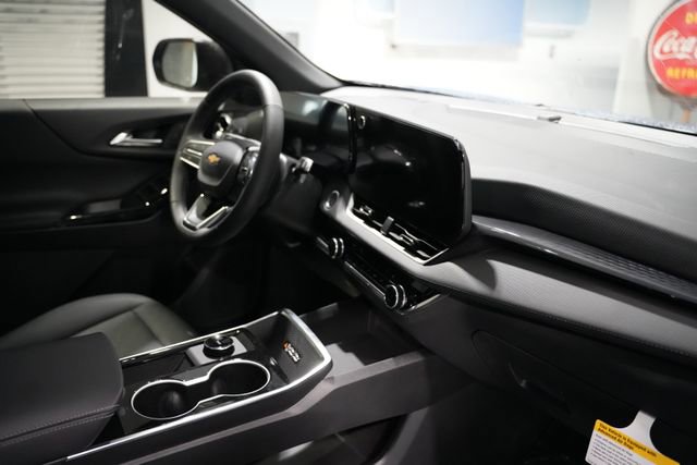New 2026 Chevrolet Equinox LT w/ Convenience Package II AWD/4WD image 22