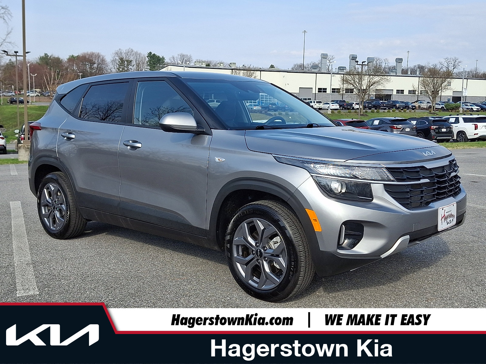 Used 2025 Kia Seltos LX video 1
