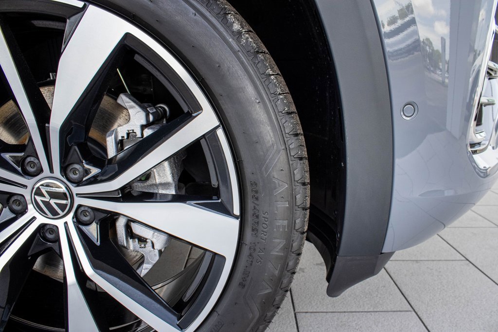New 2025 Volkswagen Atlas SEL Premium R-Line image 23